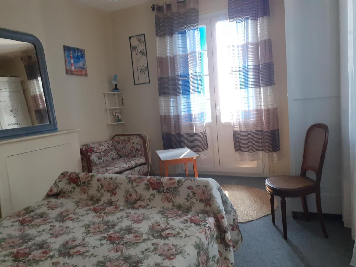Pluie De Roses Appartamento Royan Esterno foto
